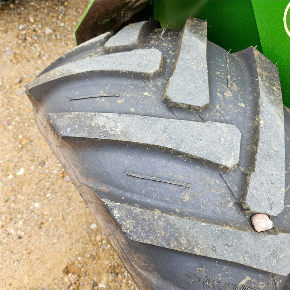 Chargeuse sur pneus Striegel 300 DYA 37PS