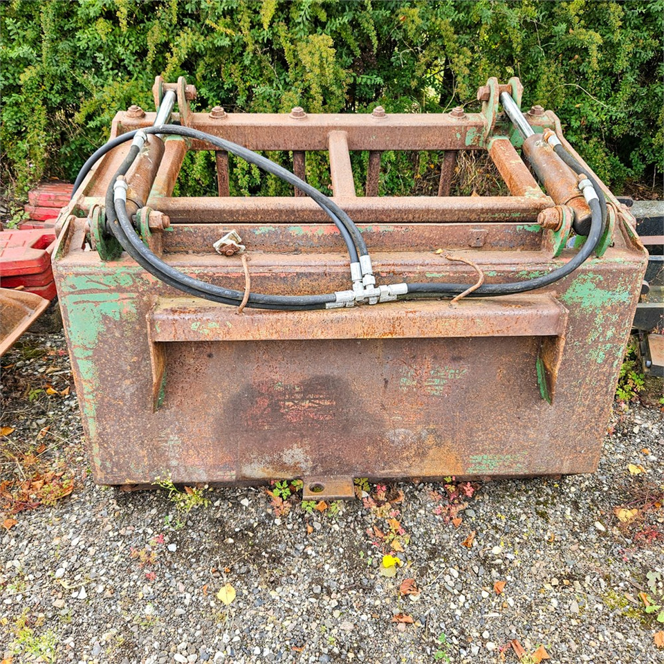 Chargeuse sur pneus Striegel 300 DYA 37PS