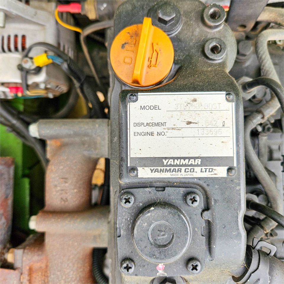 Chargeuse sur pneus Striegel 300 DYA 37PS