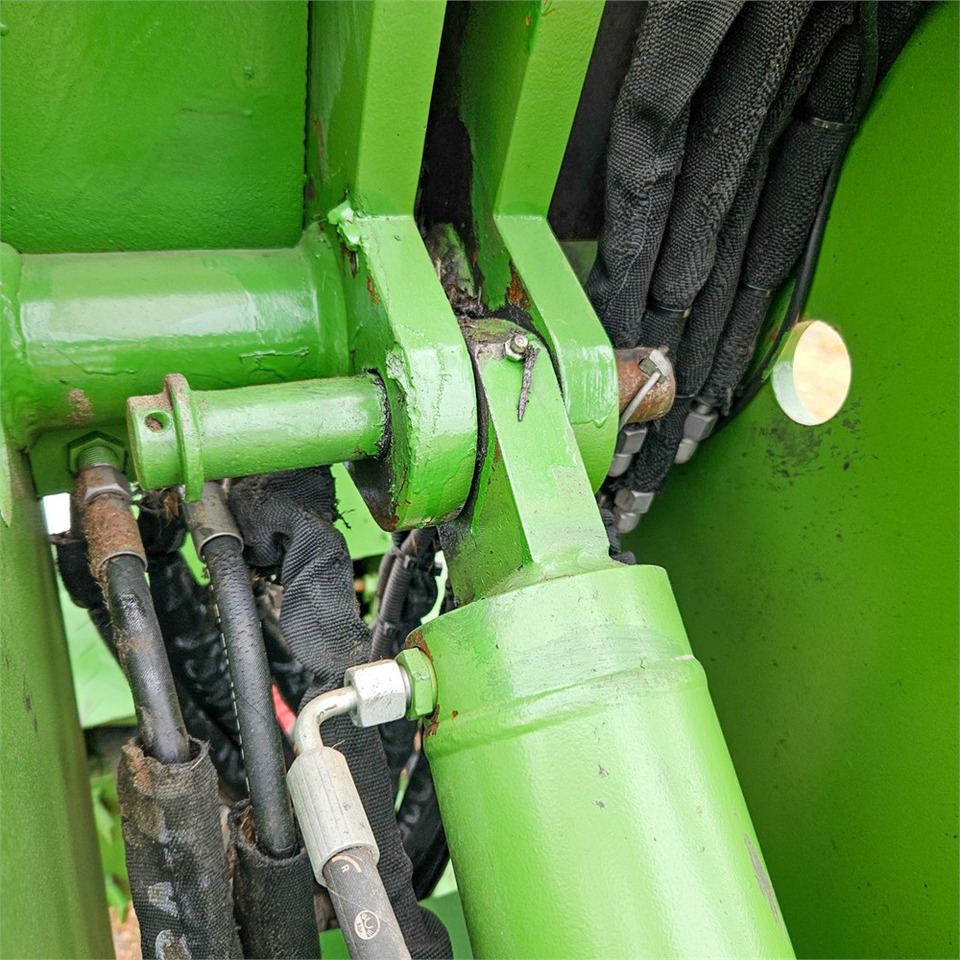 Chargeuse sur pneus Striegel 300 DYA 37PS