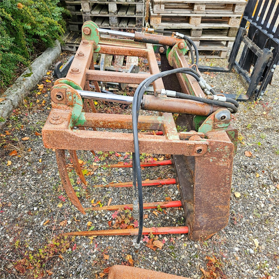 Chargeuse sur pneus Striegel 300 DYA 37PS