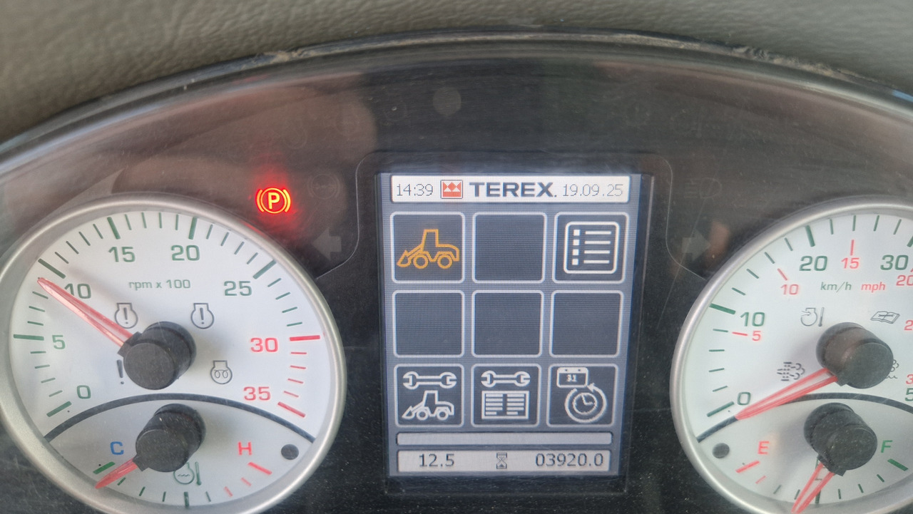 Chargeuse sur pneus TEREX TL 70 S