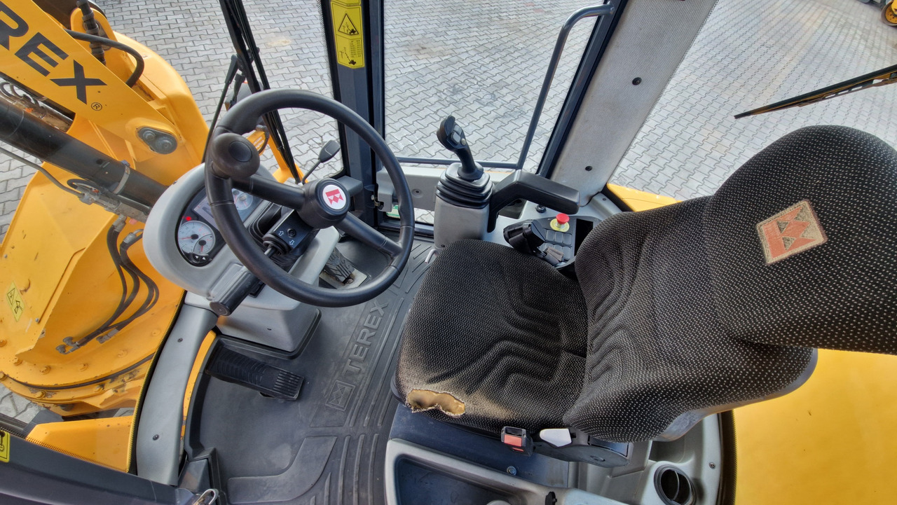 Chargeuse sur pneus TEREX TL 70 S