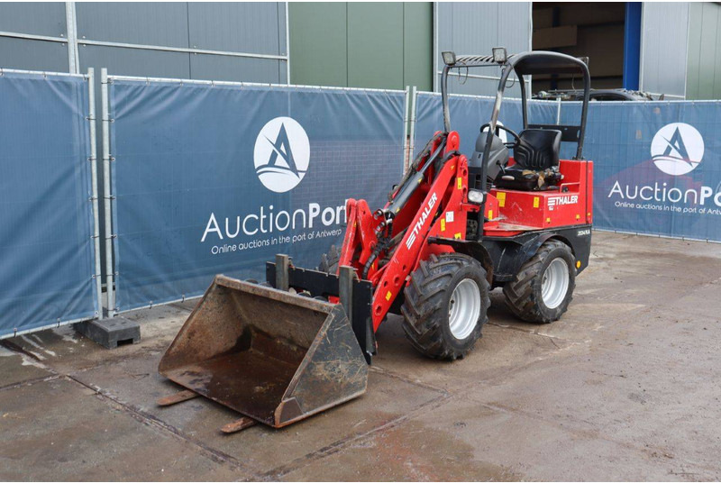 Chargeuse sur pneus THALER 2034/KA