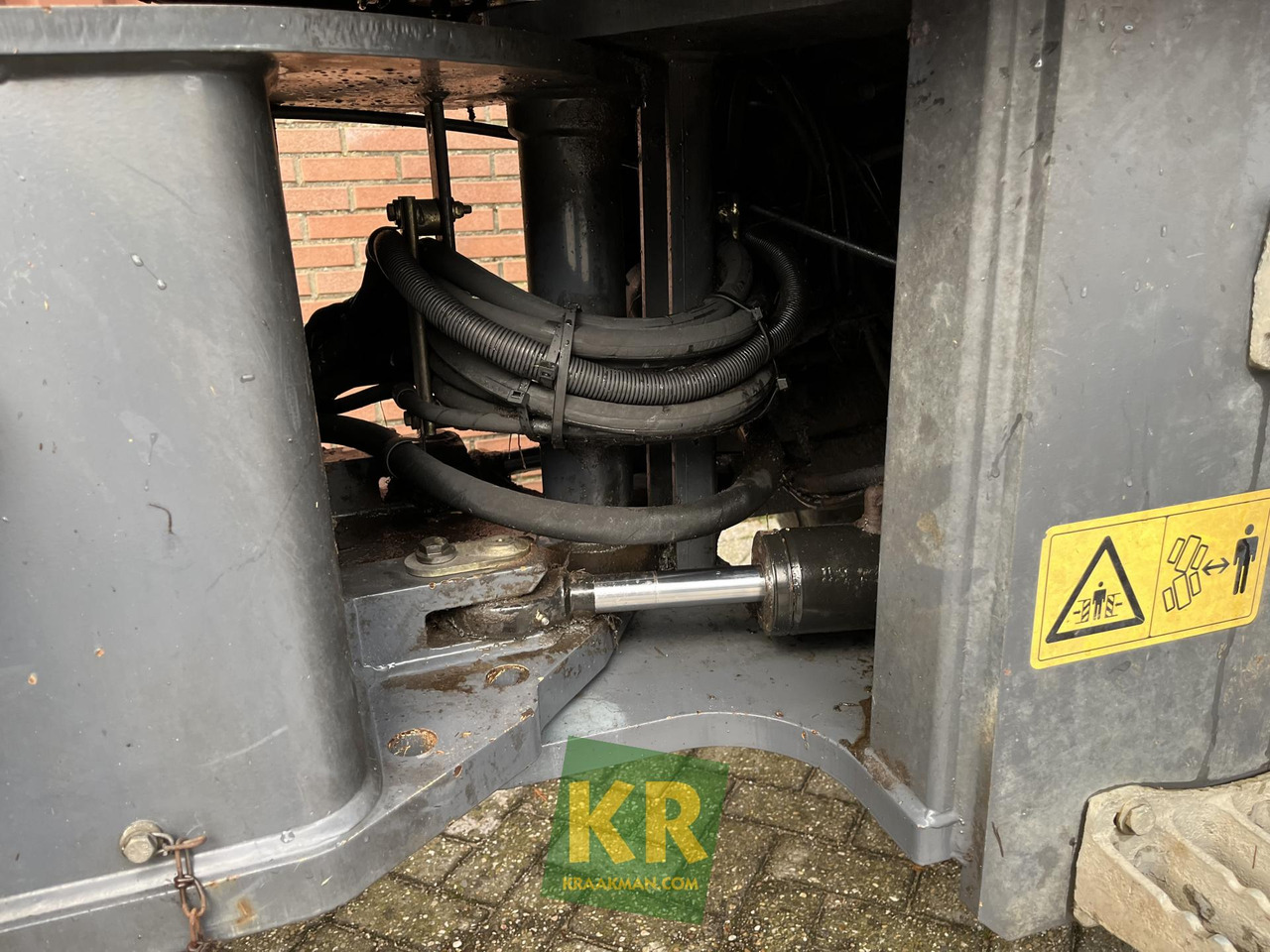 Chargeuse sur pneus TL100 Terex