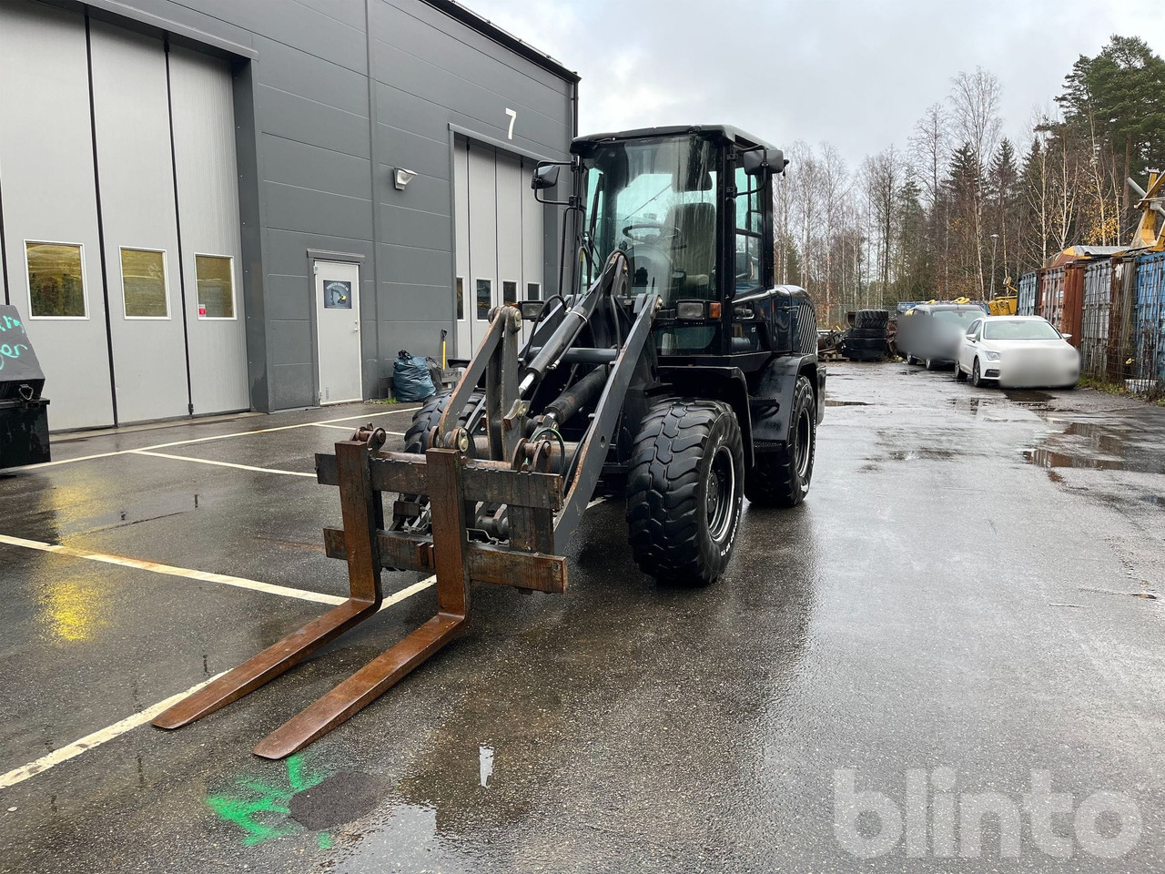 Chargeuse sur pneus TL80