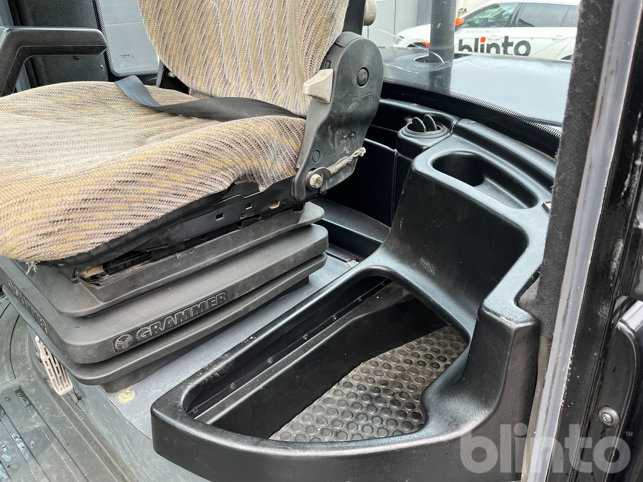 Chargeuse sur pneus TL80