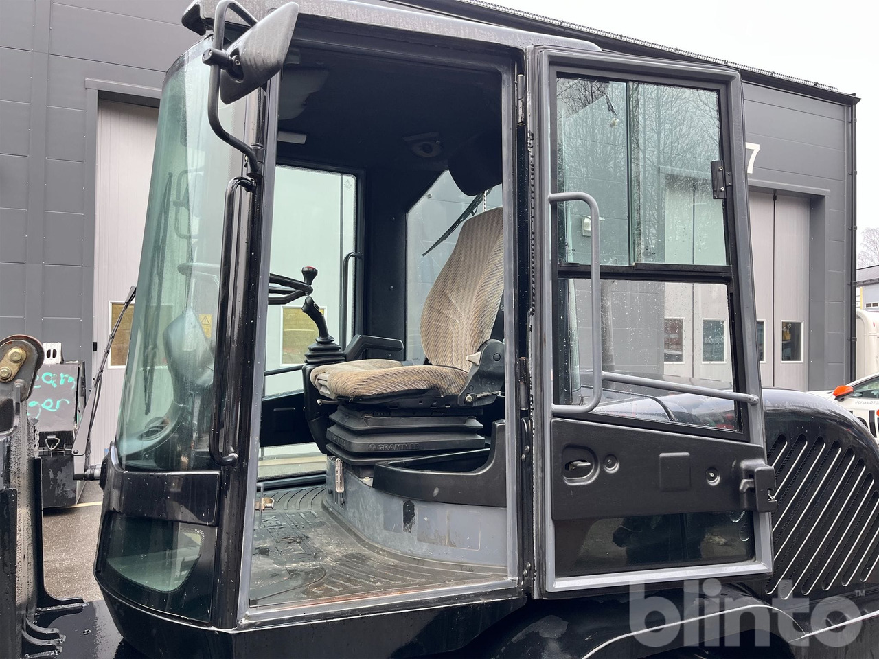 Chargeuse sur pneus TL80