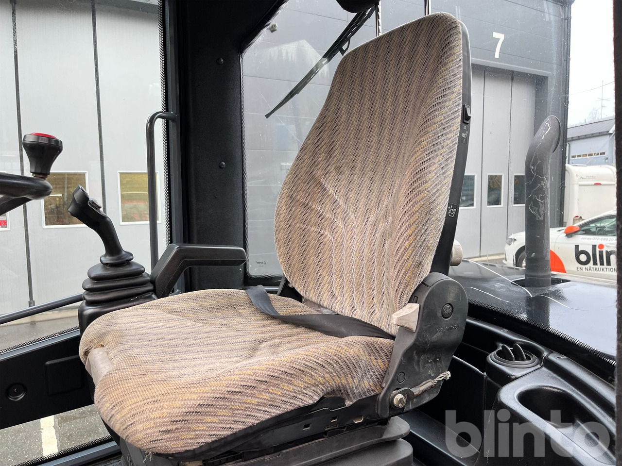 Chargeuse sur pneus TL80