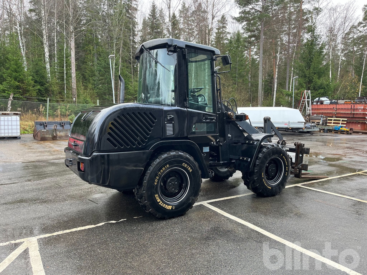 Chargeuse sur pneus TL80