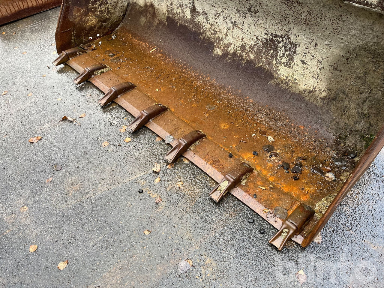 Chargeuse sur pneus TL80