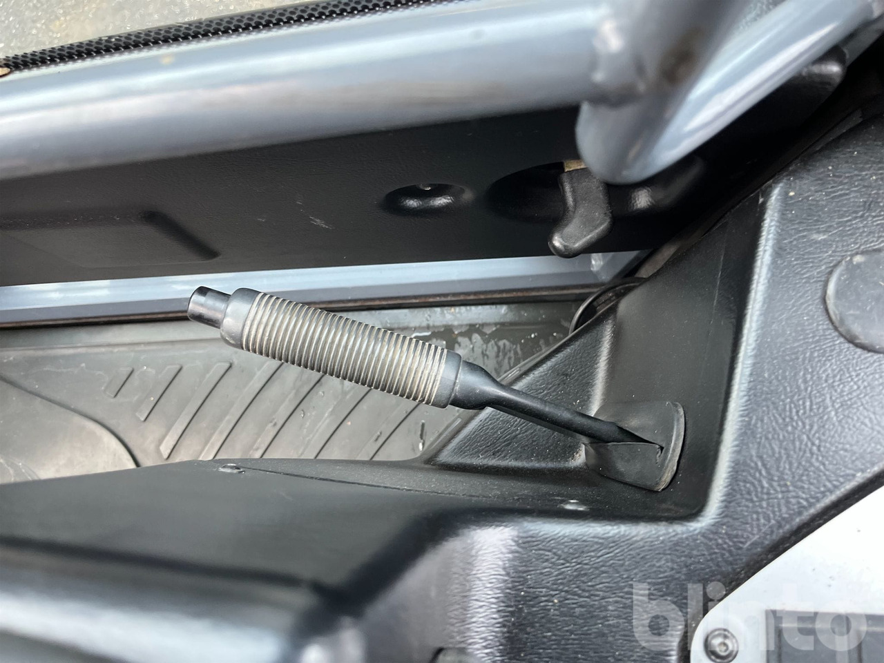 Chargeuse sur pneus TL80