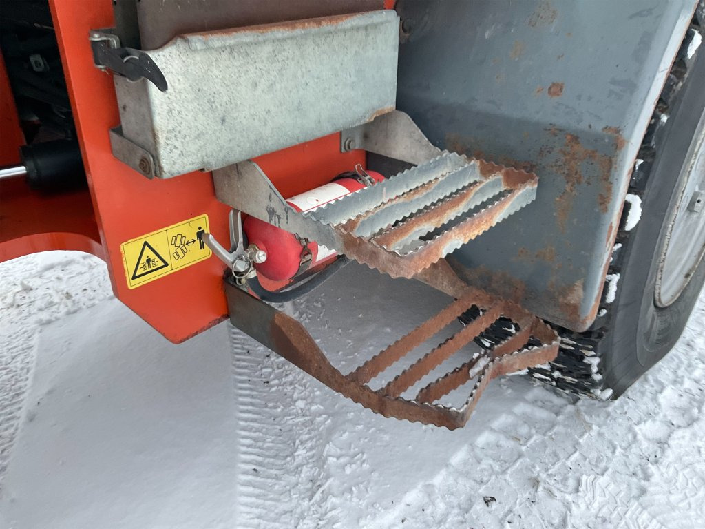 Chargeuse sur pneus Terex TL160