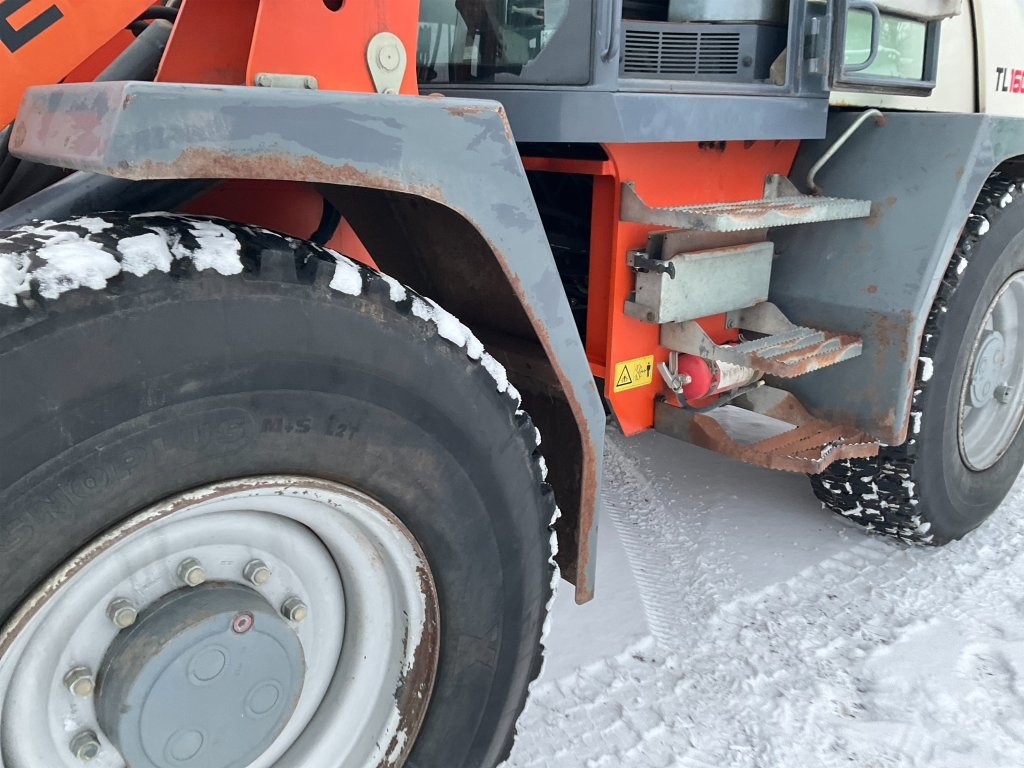 Chargeuse sur pneus Terex TL160
