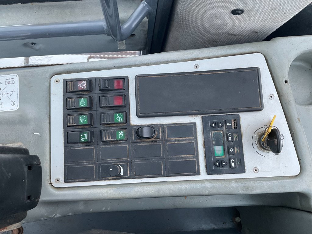 Chargeuse sur pneus Terex TL160