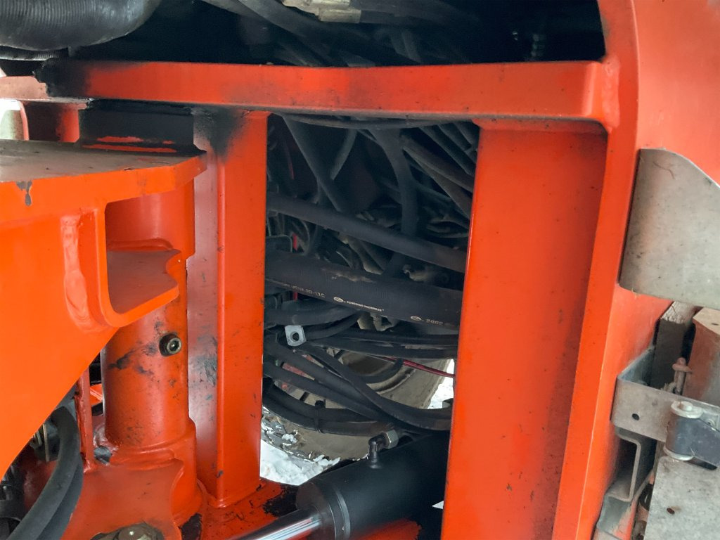 Chargeuse sur pneus Terex TL160