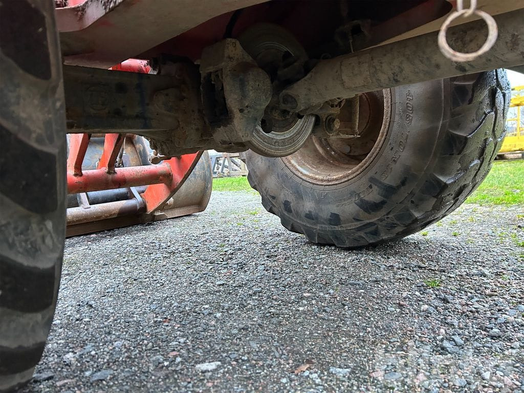 Chargeuse sur pneus Terex TL80