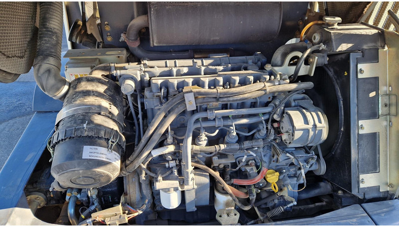 Chargeuse sur pneus Terex TL80 4X4 + tools