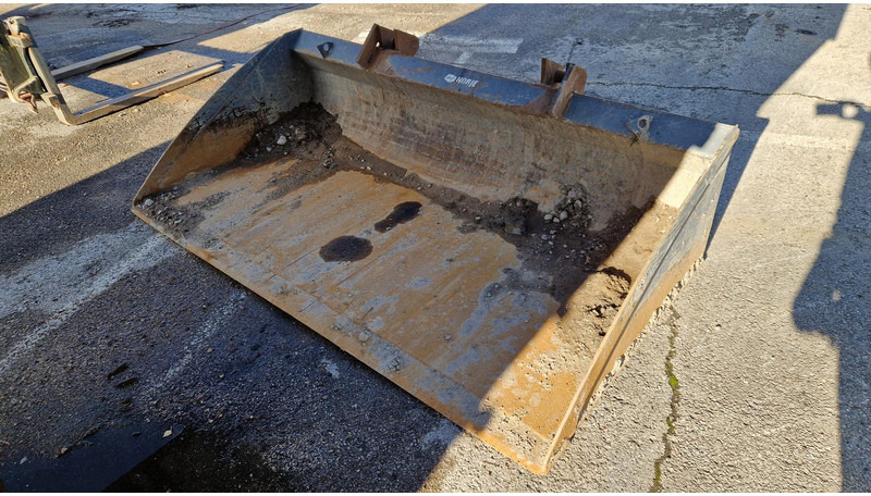 Chargeuse sur pneus Terex TL80 4X4 + tools