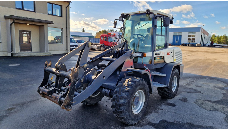Chargeuse sur pneus Terex TL80 4X4 + tools