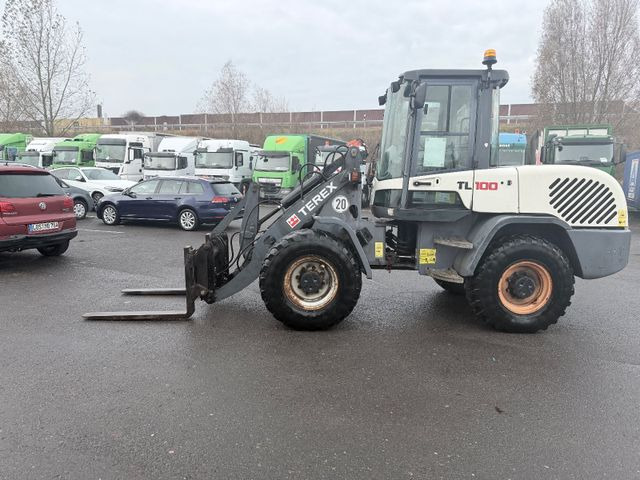 Chargeuse sur pneus Terex TL 100