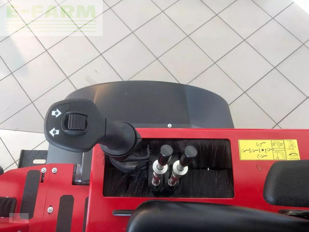 Chargeuse sur pneus Thaler 2230 s