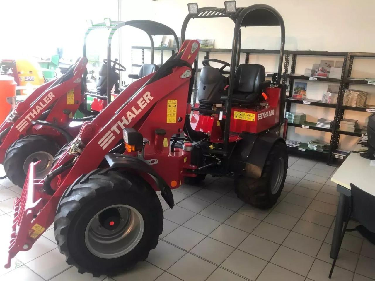 Chargeuse sur pneus Thaler 2838 s