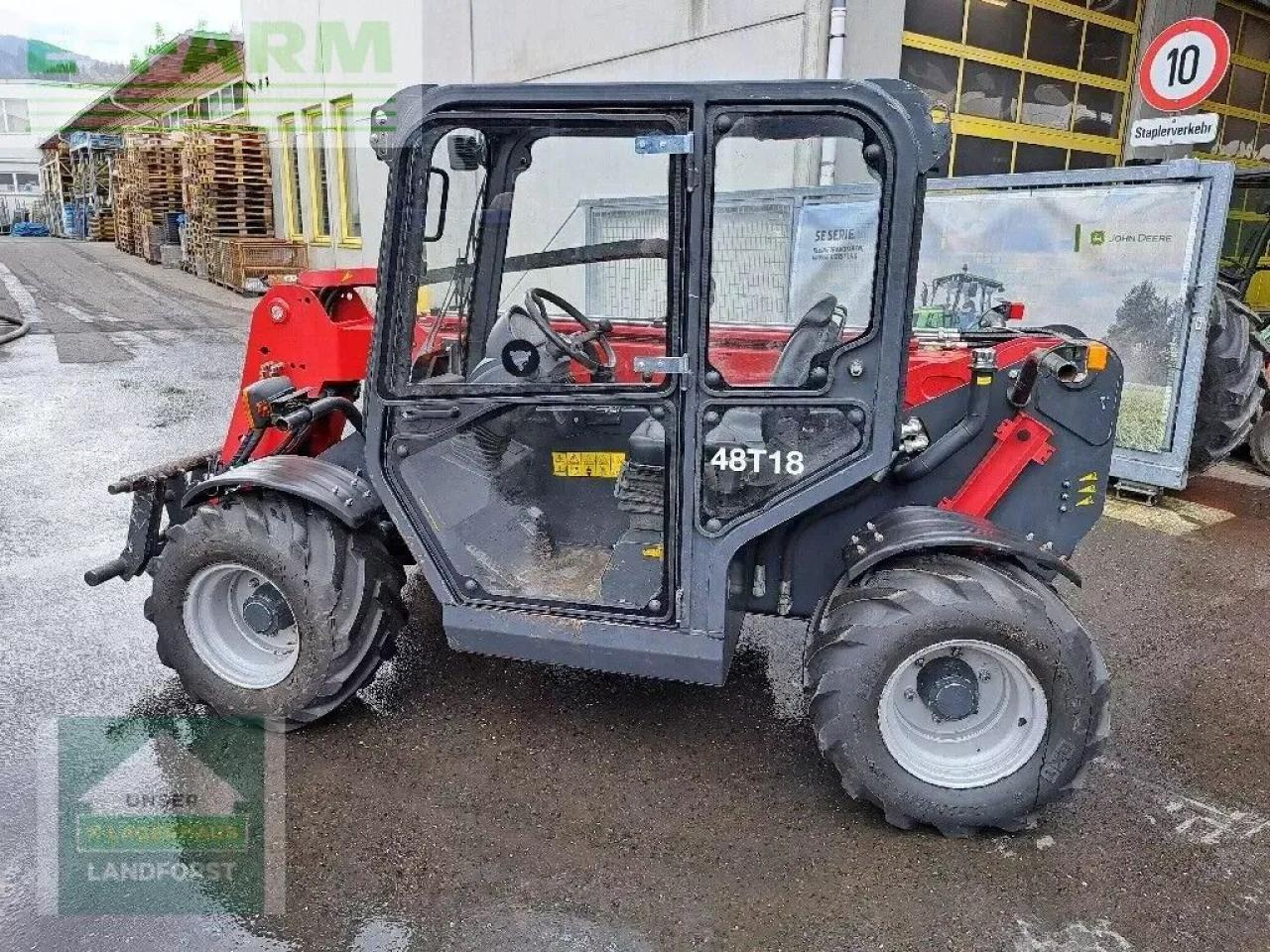 Chargeuse sur pneus Thaler 48t18