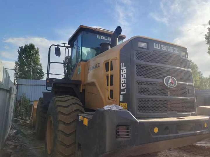 Chargeuse sur pneus USED Loaders SDLG LG956F WHEEL LOADER in China Machines for Sale