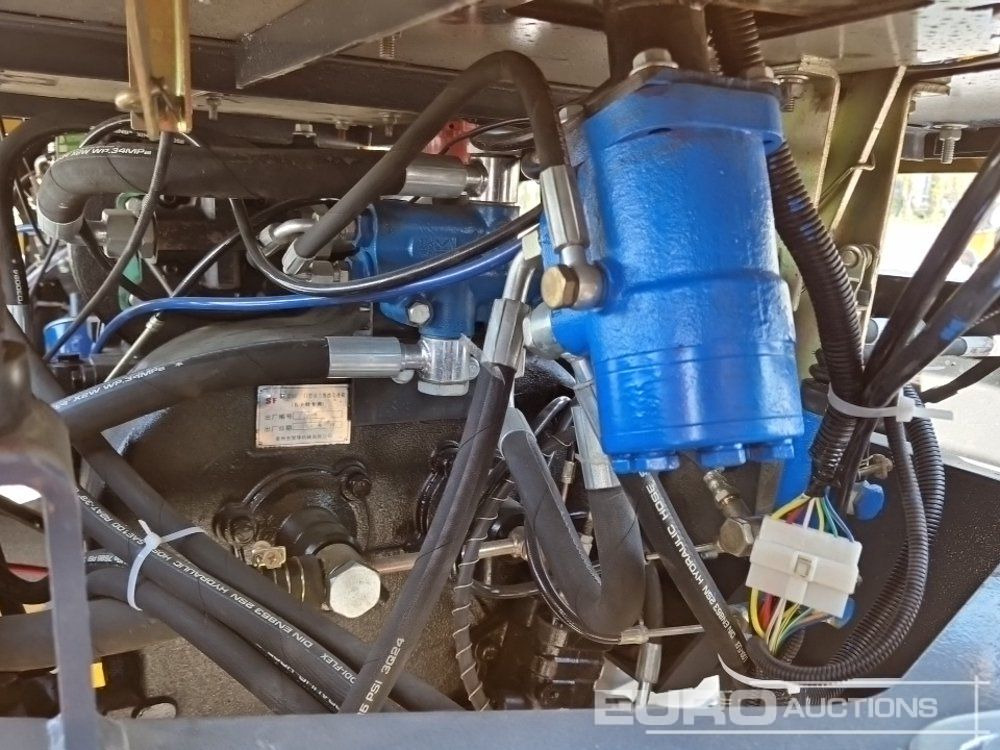 Chargeuse sur pneus Unused 2025 Blanche TW36