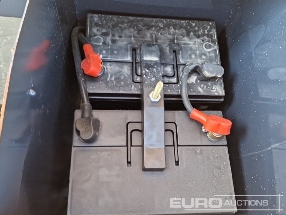 Chargeuse sur pneus Unused 2025 Blanche TW36