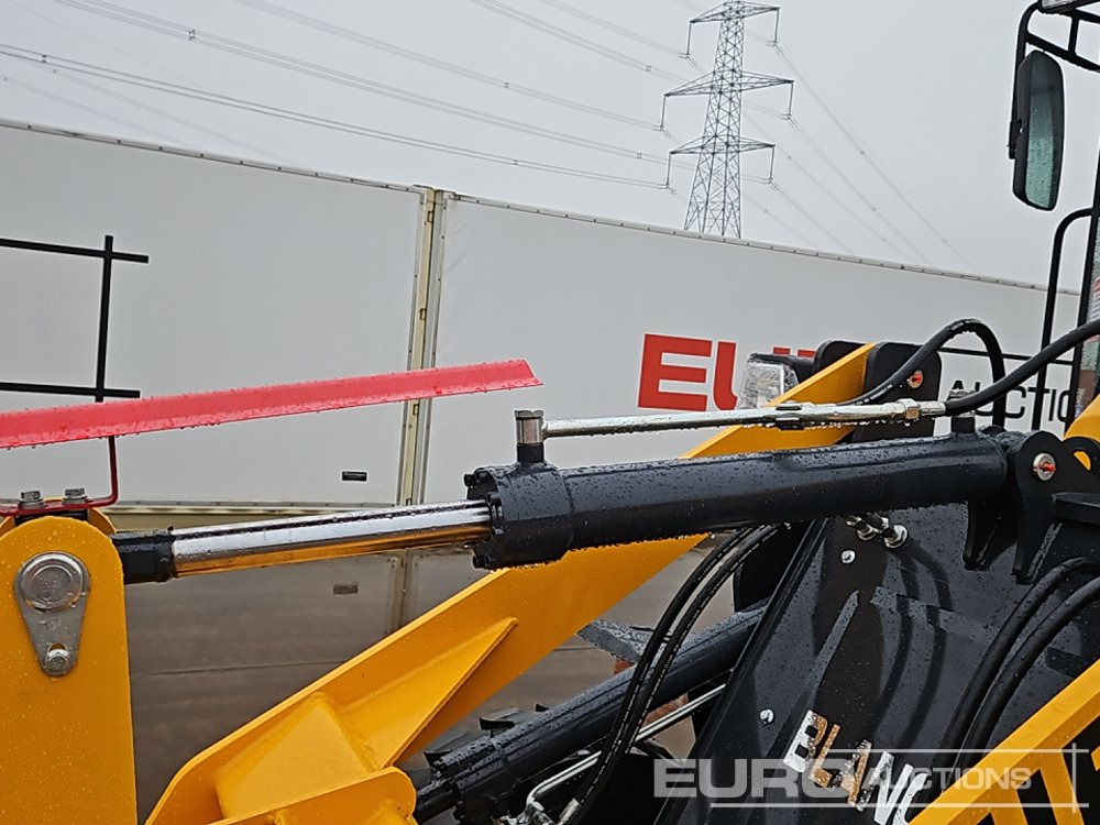 Chargeuse sur pneus Unused 2025 Blanche TW36