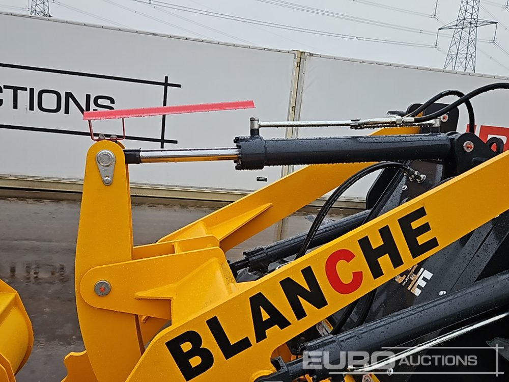 Chargeuse sur pneus Unused 2025 Blanche TW36