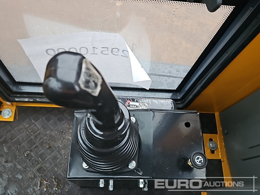 Chargeuse sur pneus Unused 2025 Blanche TW36