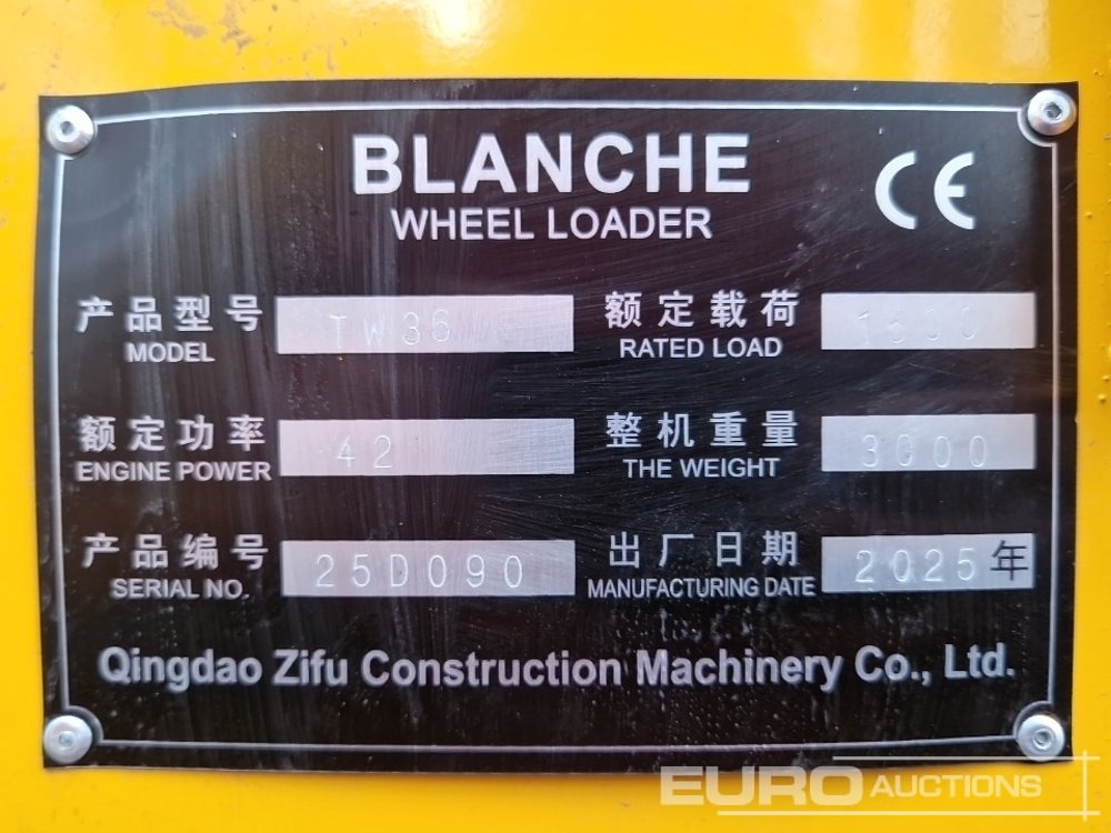 Chargeuse sur pneus Unused Blanche TW36