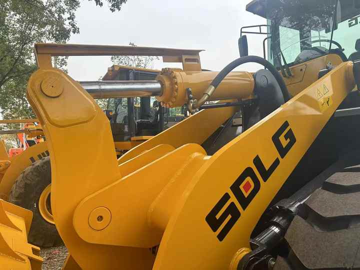 Chargeuse sur pneus Used Road Construction Equipment SDLG LG956L Wheel Loader Second Hand SDLG 936 LG 953 LG958F 956L for Sale