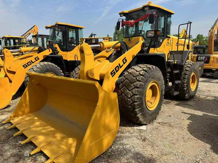 Chargeuse sur pneus Used SDLG 956F Wheel Loader in Good Condition Hot Sale Chinese Brand Sdlg Used SDLG 956F Loader for Sale