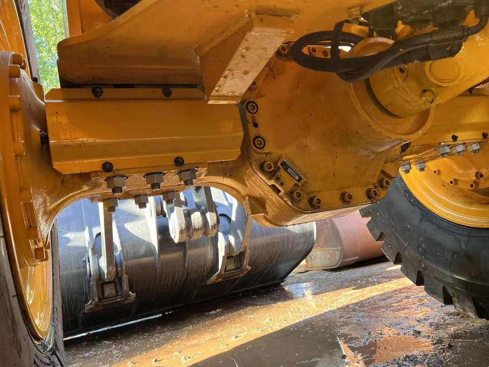 Chargeuse sur pneus Used Volvo L120GZ 6 Ton Capacity Wheel Loader Available for Sale