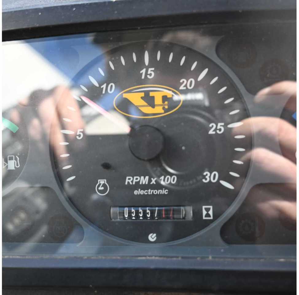 Chargeuse sur pneus VENIERI - 2006 - VF463F - SHOVEL