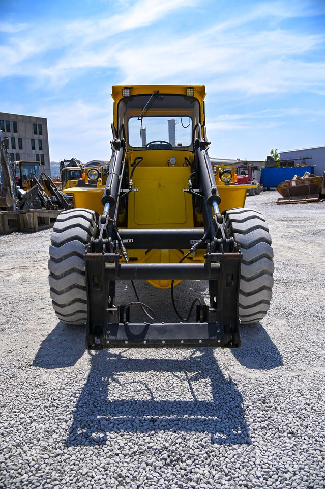 Chargeuse sur pneus VOLVO BM4300