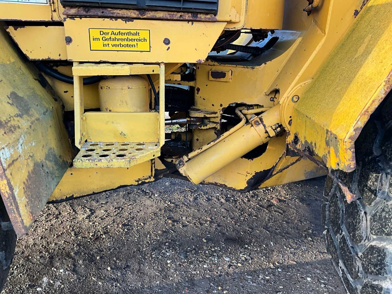 Chargeuse sur pneus VOLVO BM 4300B SHOVEL