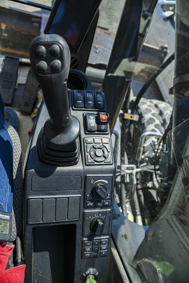 Chargeuse sur pneus VOLVO EWR150E