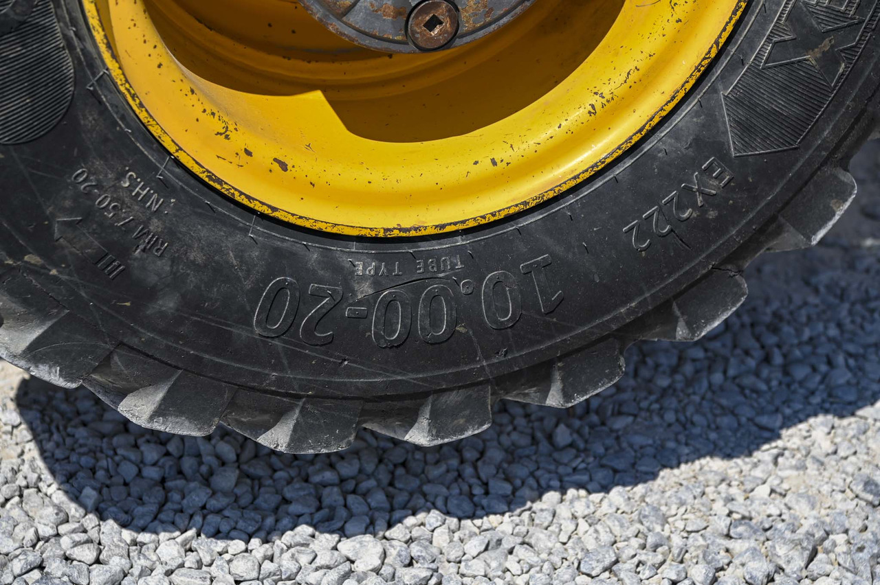 Chargeuse sur pneus VOLVO EWR150E