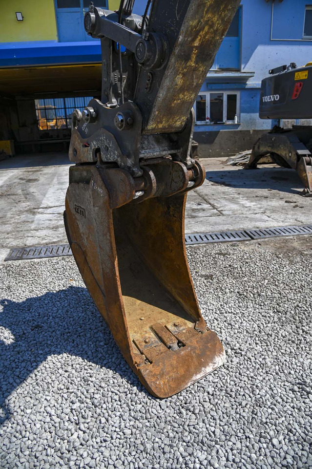 Chargeuse sur pneus VOLVO EWR150E