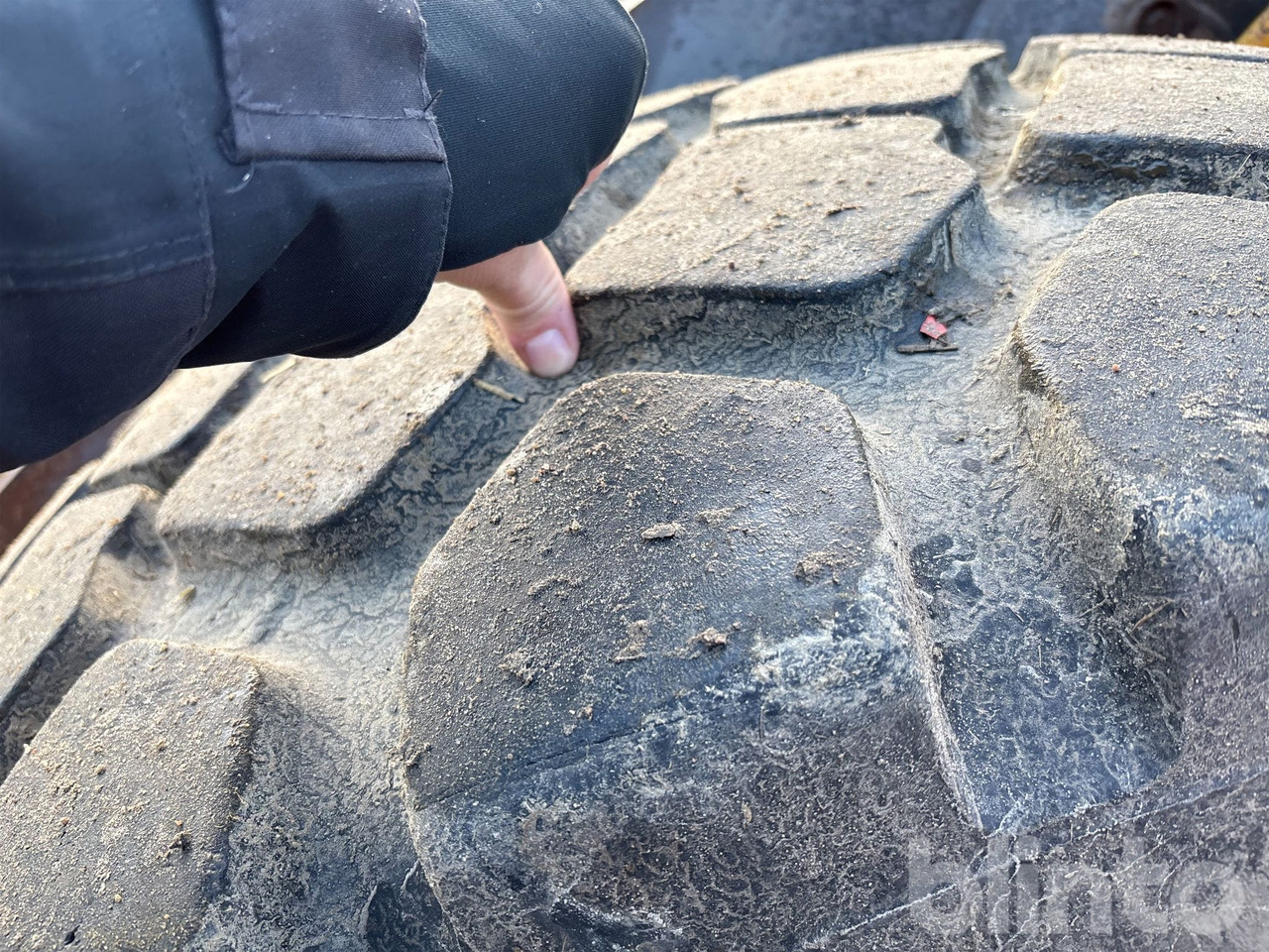 Chargeuse sur pneus VOLVO L120B