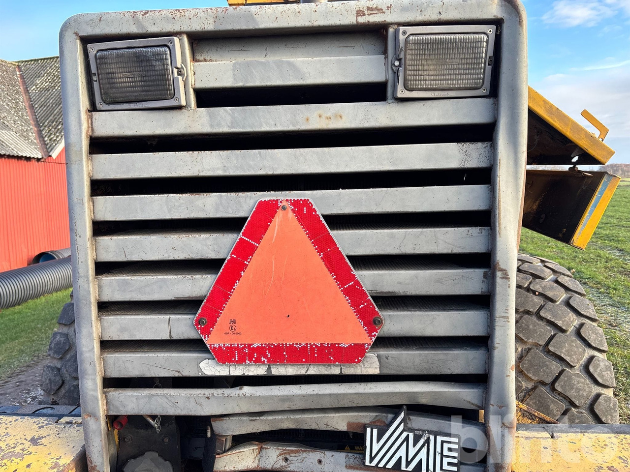 Chargeuse sur pneus VOLVO L120B