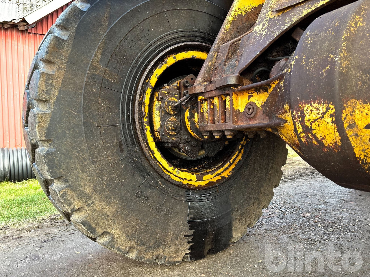 Chargeuse sur pneus VOLVO L120B