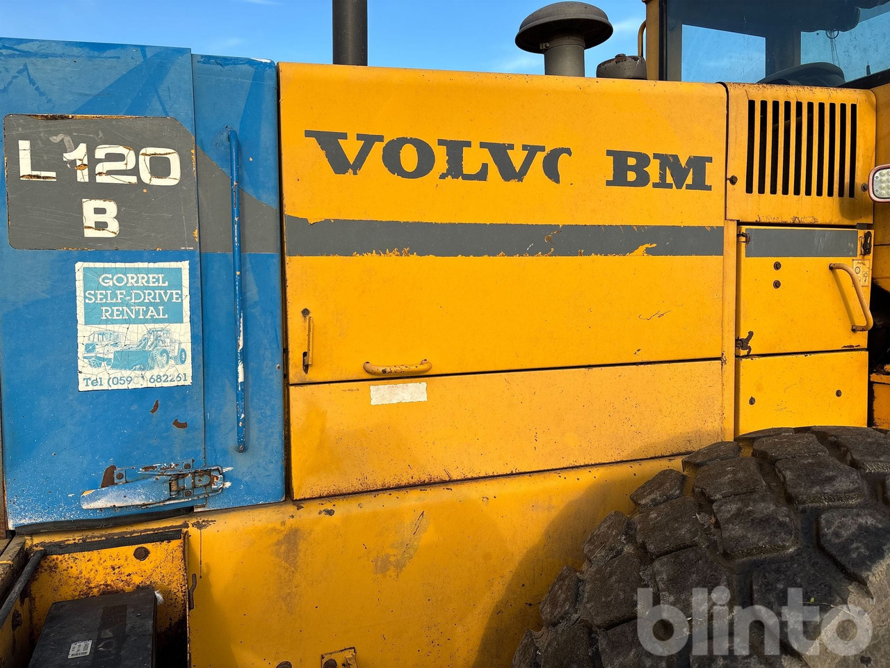 Chargeuse sur pneus VOLVO L120B