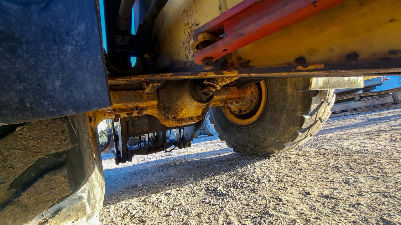 Chargeuse sur pneus VOLVO L120E