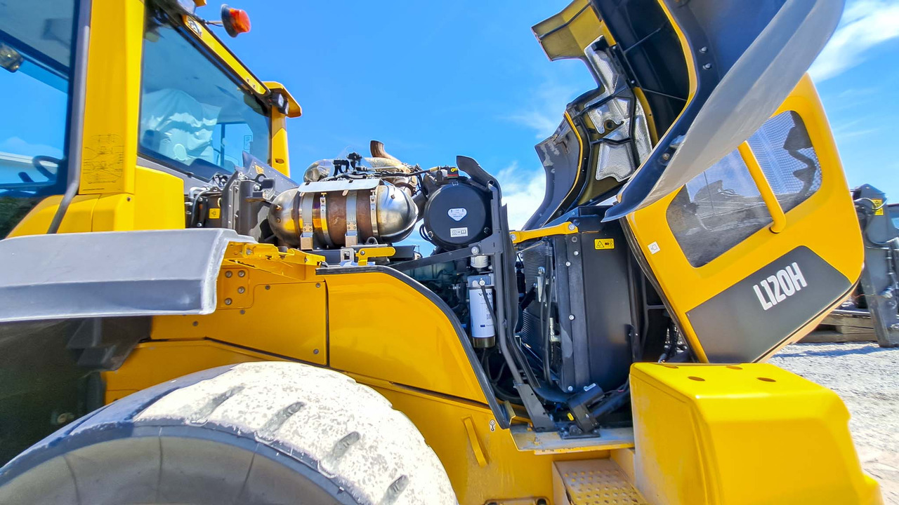 Chargeuse sur pneus VOLVO L120H